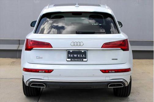 2022 Audi Q5 45 S line Premium Plus