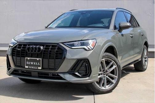 2024 Audi Q3 Premium 45 TFSI S line quattro Tiptronic
