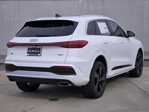 2025 Audi Q5 Premium Plus TFSI quattro S tronic