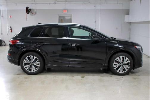 2023 Audi Q4 e-tron Premium Plus 40 RWD