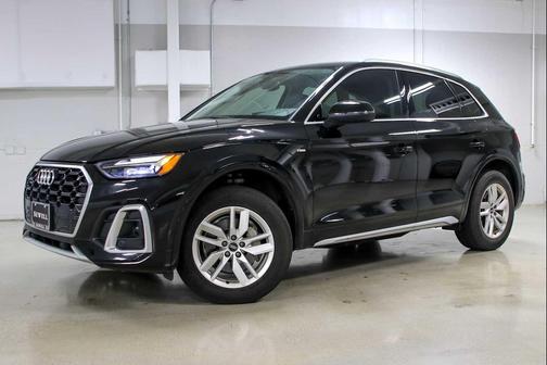 2023 Audi Q5 45 S line Premium