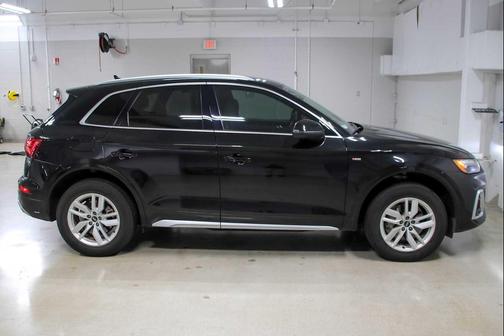 2023 Audi Q5 45 S line Premium