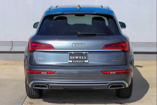 2023 Audi Q5 45 S line Premium