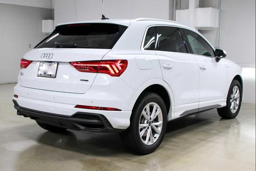 2025 Audi Q3 45 S line Premium Plus
