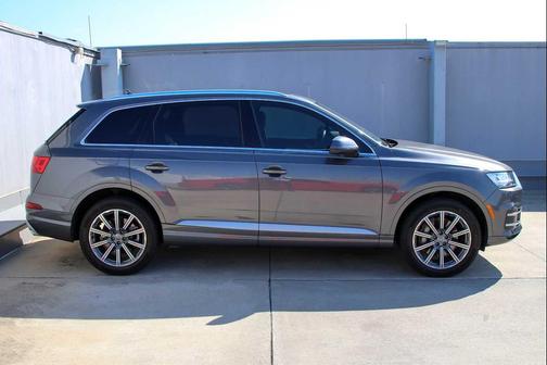 2018 Audi Q7 2.0T Premium Plus