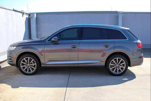 2018 Audi Q7 2.0T Premium Plus