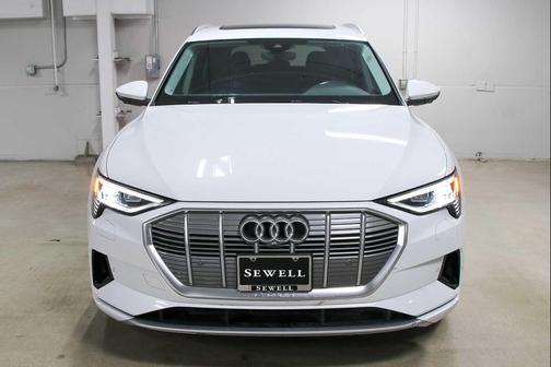 2023 Audi e-tron Premium Plus quattro