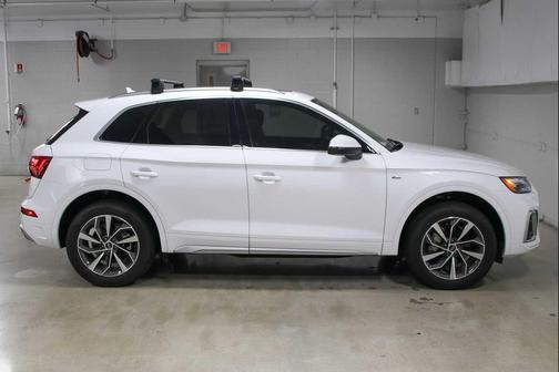 2024 Audi Q5 45 S line Premium