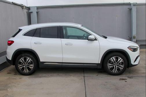 2025 Mercedes-Benz GLA 250 4MATIC