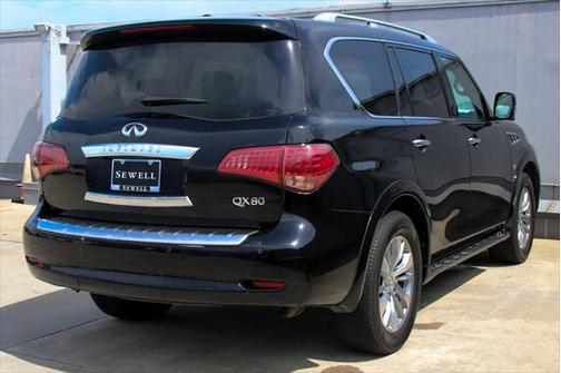 2016 INFINITI QX80 Base