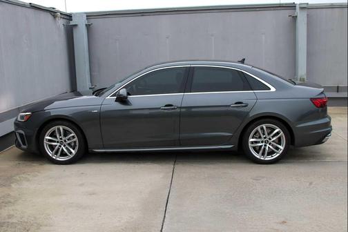 2023 Audi A4 45 S line Premium Plus