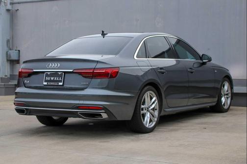 2023 Audi A4 45 S line Premium Plus