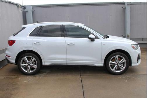 2024 Audi Q3 45 S line Premium Plus