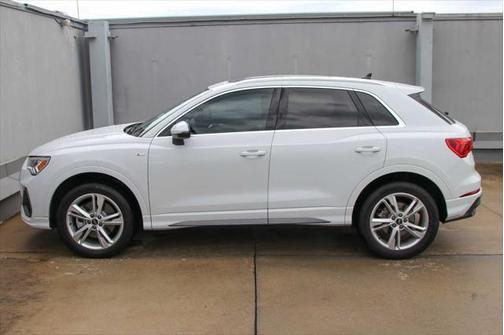 2024 Audi Q3 45 S line Premium Plus