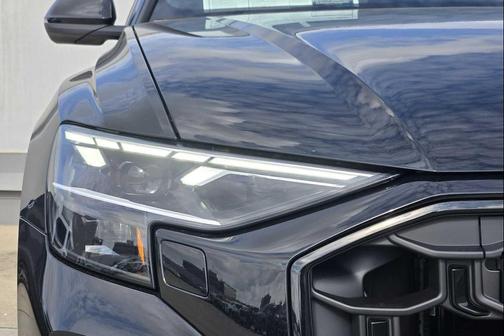 Mythos Black Metallic 2026 Audi Q8 55 Premium Plus