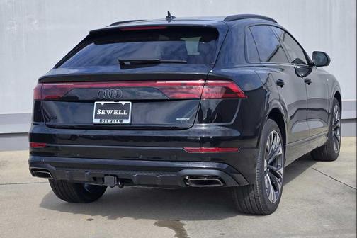 Mythos Black Metallic 2026 Audi Q8 55 Premium Plus