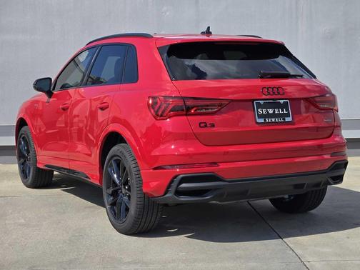 2025 Audi Q3 Premium 45 TFSI S line quattro Tiptronic