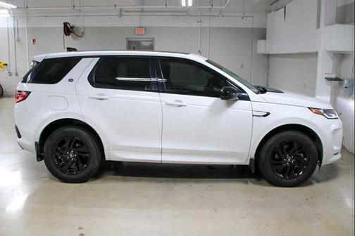 2024 Land Rover Discovery Sport Core S