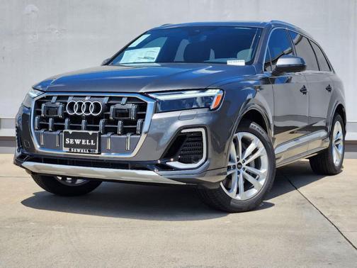 2025 Audi Q7 55 Premium Plus