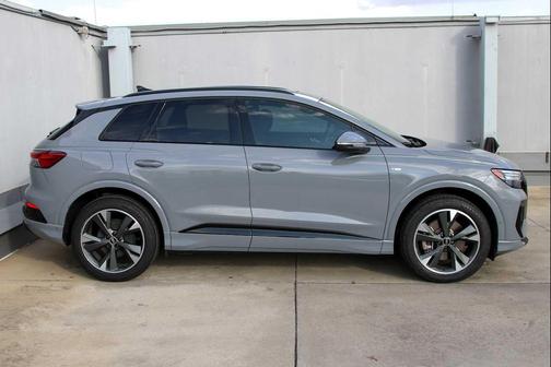 2023 Audi Q4 e-tron Prestige 50 quattro