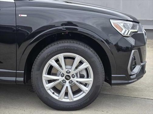 2025 Audi Q3 45 S line Premium Plus
