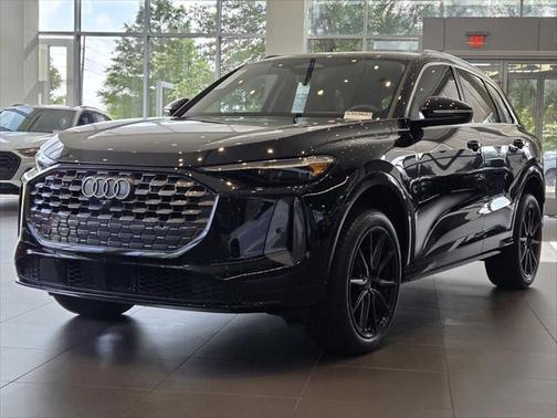 2025 Audi Q5 Premium Plus