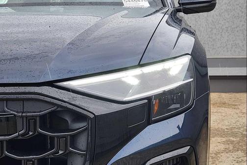 Waitomo Blue Metallic 2026 Audi Q8 55 Premium Plus
