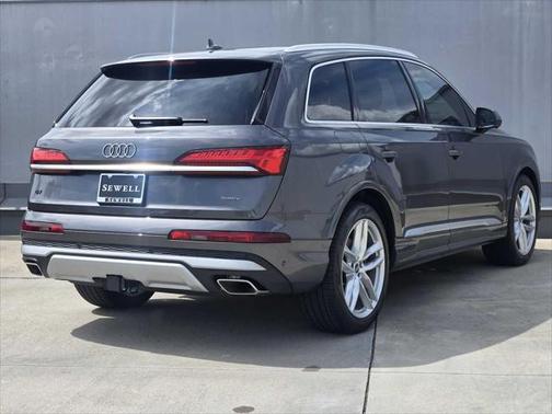2025 Audi Q7 55 Premium Plus