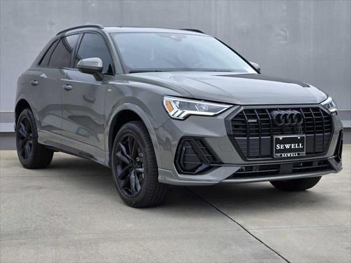 2025 Audi Q3 Premium 45 TFSI S line quattro Tiptronic