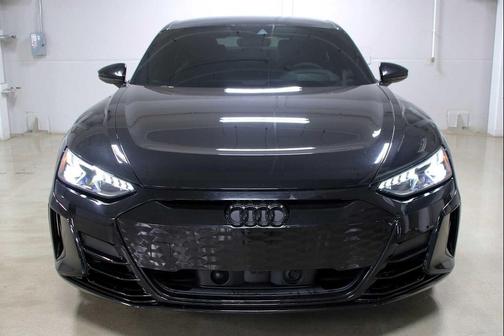 2023 Audi e-tron GT Premium Plus quattro