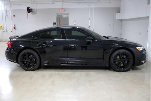 2023 Audi e-tron GT Premium Plus quattro