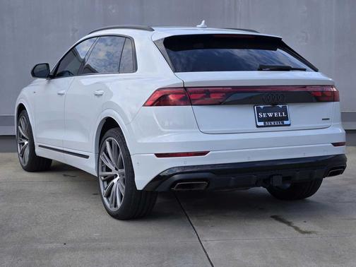 2026 Audi Q8 55 Prestige