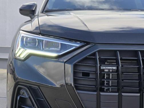 2025 Audi Q3 45 S line Premium Plus