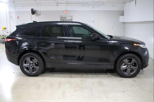 Santorini Black Metallic 2023 Land Rover Range Rover Velar P250 S