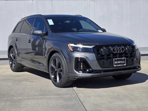 2026 Audi Q7 55 Premium Plus