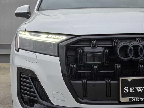 2025 Audi Q7 55 Prestige