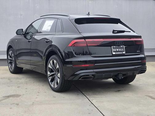 2026 Audi Q8 55 Premium Plus