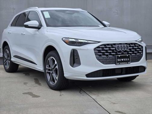 2025 Audi Q5 Premium