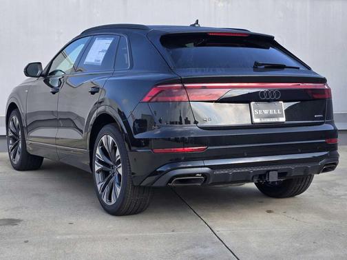 2026 Audi Q8 55 Premium Plus
