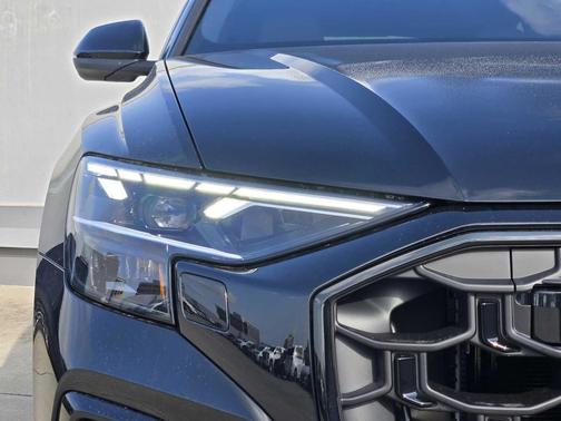 2026 Audi Q8 55 Premium Plus
