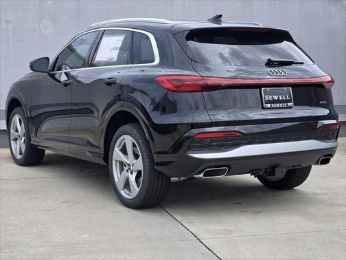 2025 Audi Q5 Premium Plus