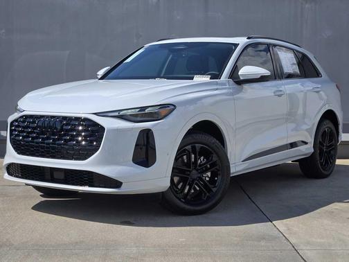 2025 Audi Q5 Premium