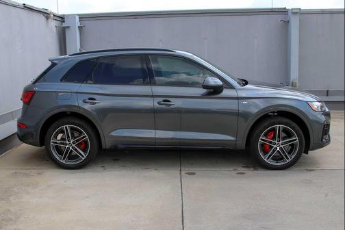 2025 Audi Q5 55 S line Premium Plus