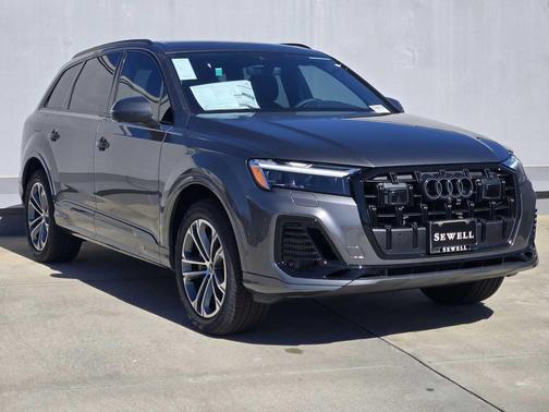 2026 Audi Q7 55 Premium