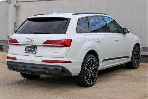 2020 Audi Q7 55 Prestige