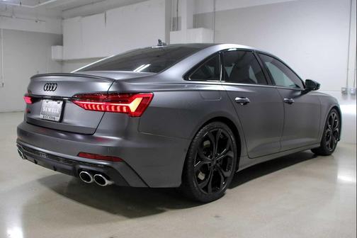 Daytona Gray Pearl Effect 2024 Audi S6 Premium Plus TFSI quattro Tiptronic