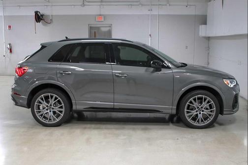 2025 Audi Q3 45 S line Premium Plus