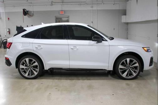 Glacier White Metallic 2023 Audi SQ5 3.0T Premium Plus