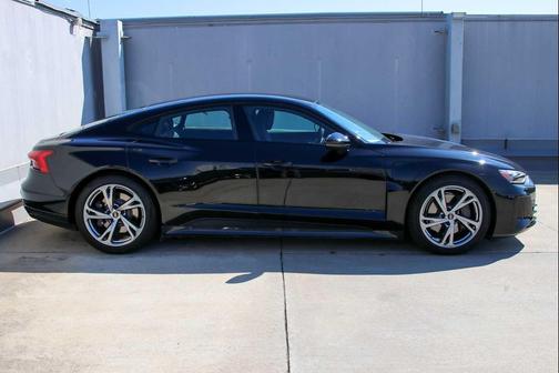 2023 Audi e-tron GT Premium Plus quattro