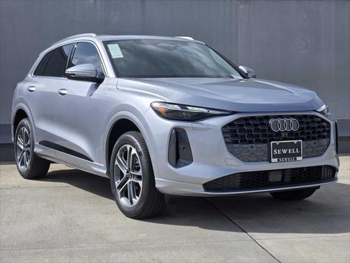 2025 Audi Q5 Premium